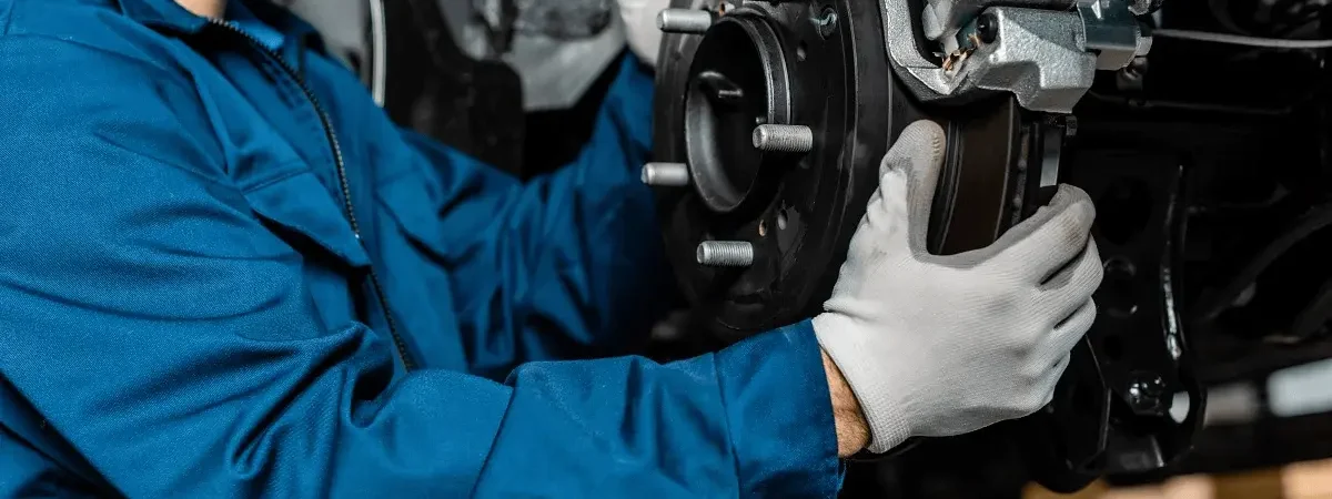 SIGNS-OF-BAD-BRAKES